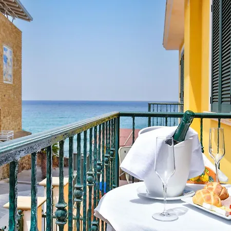 Hotel Sirio